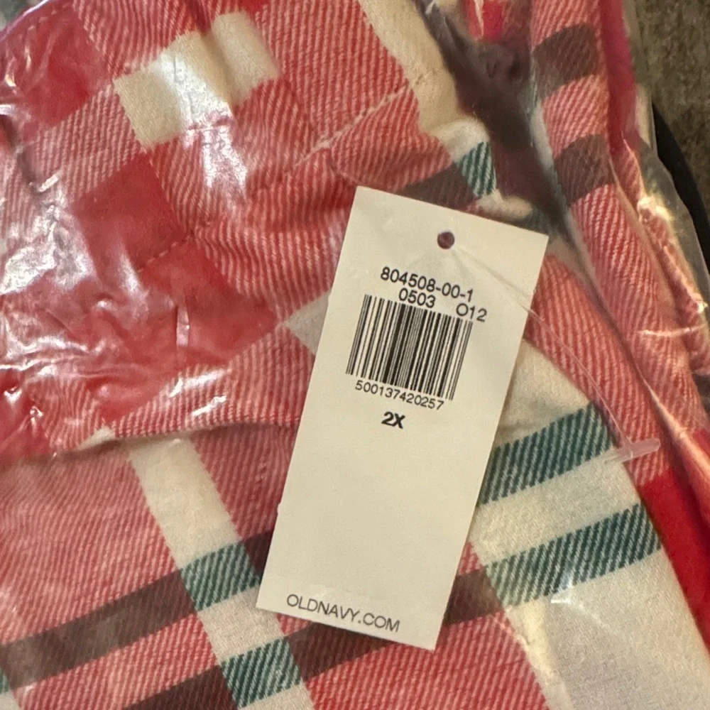 New Plaid Women's pj Shorts in Red and Green‎